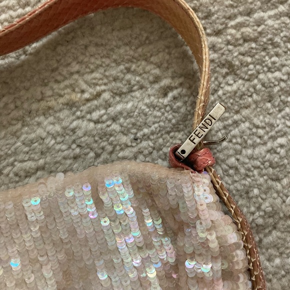 🚫SOLD🚫 FENDI IRIDESCENT SEQUIN OMBRÉ SNAKE BAGUETTE BAG SEX & THE CITY!! - Picture 5 of 16